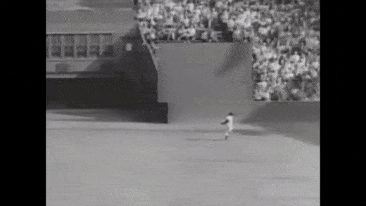 Willie_Mays_makes_The_Catch_an_amazing_overtheshoulder_gra-1.gif