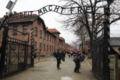 auschwitz-gate-jews-concentrantion-camp-poland-41362760.jpg