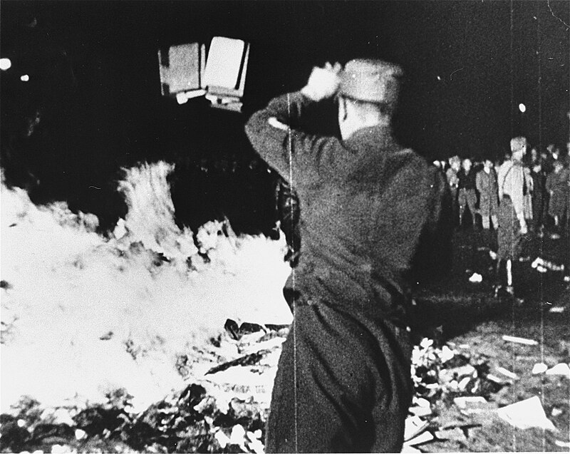 800px-1933-may-10-berlin-book-burning.JPG