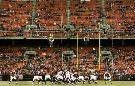 browns-empty-stadiumjpg-ecb46d9c2b85fc19_large.jpg