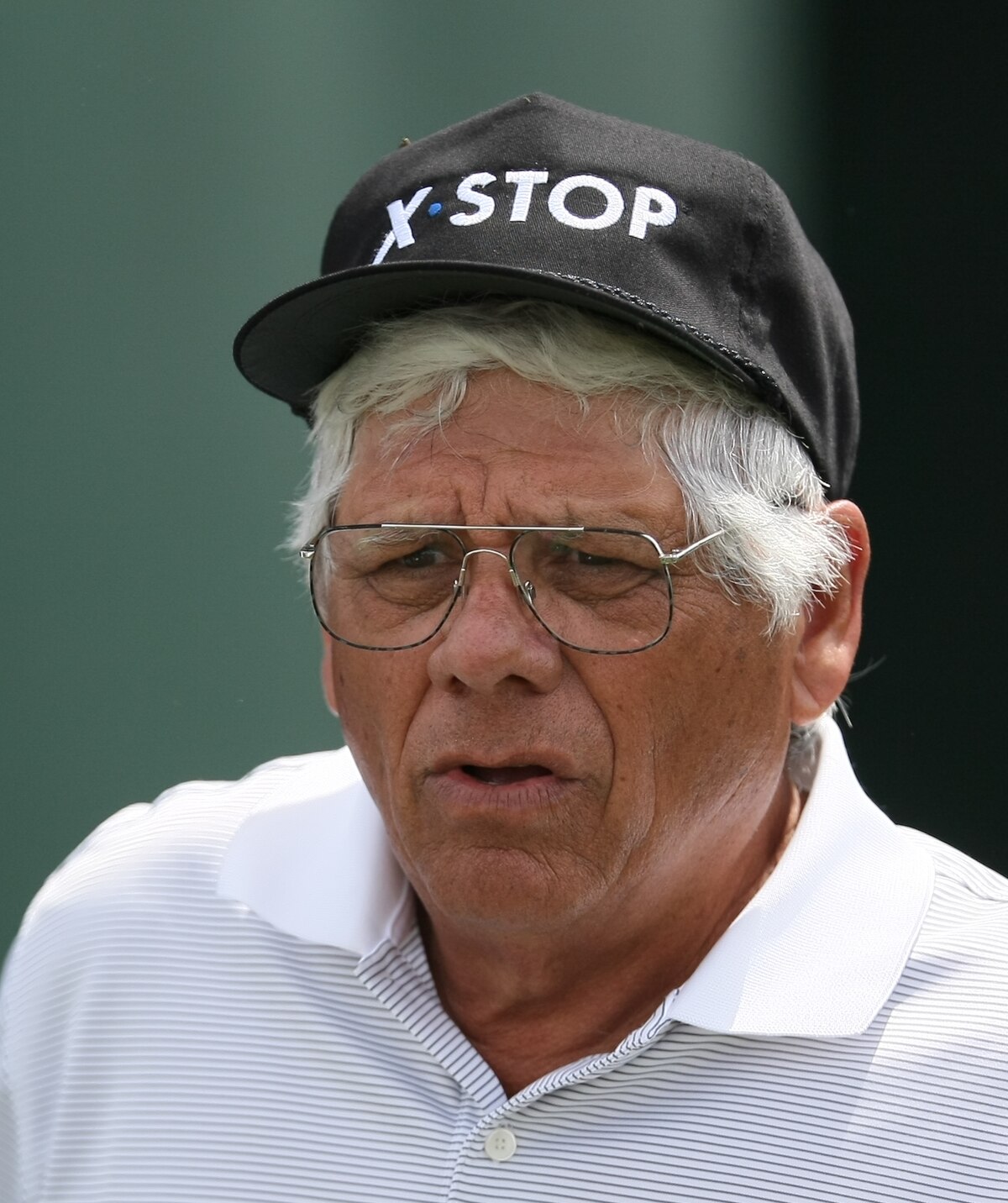 1200px-Lee_Trevino.jpg