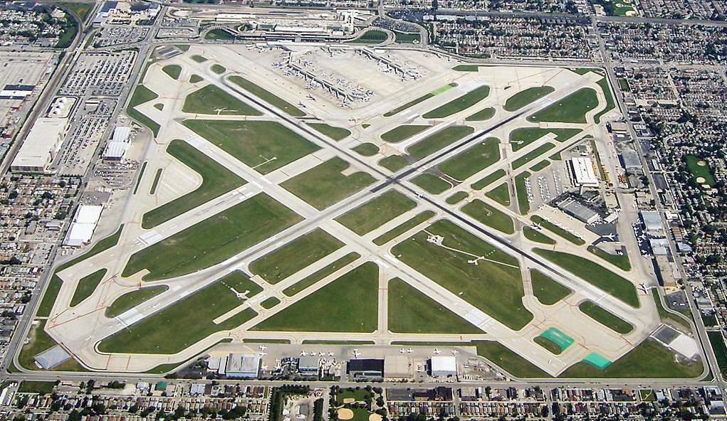 Midway_Airport_Airfield.jpg