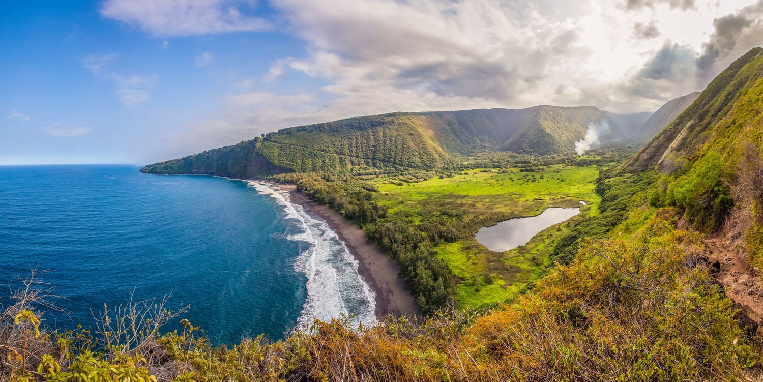 home-waipio-valley@1x.jpg