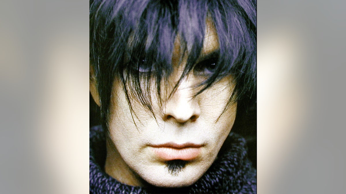 chris-gaines-ap.jpg