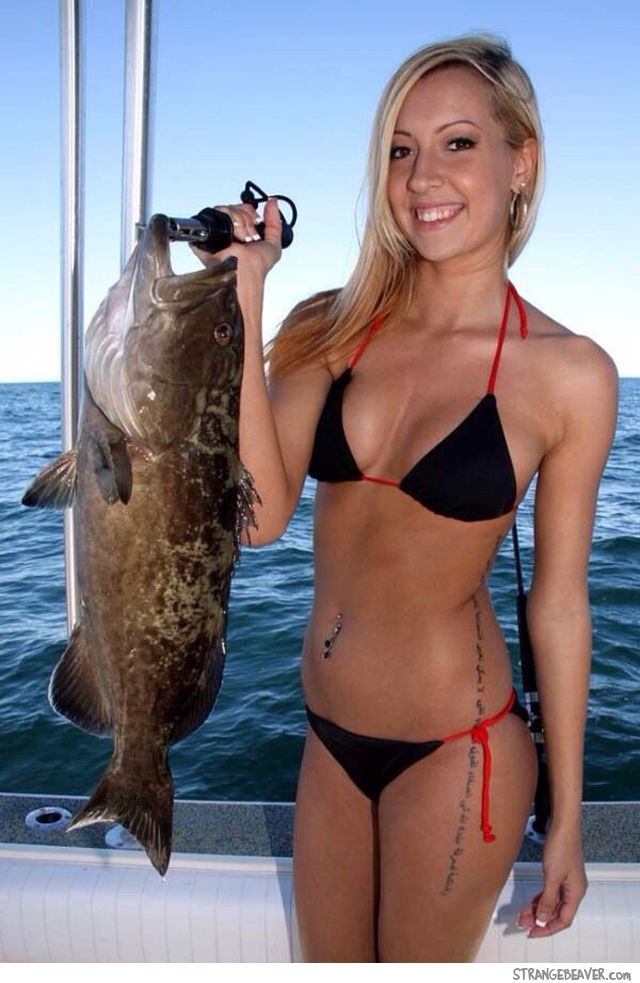 hot-girl-fishing-8.jpg