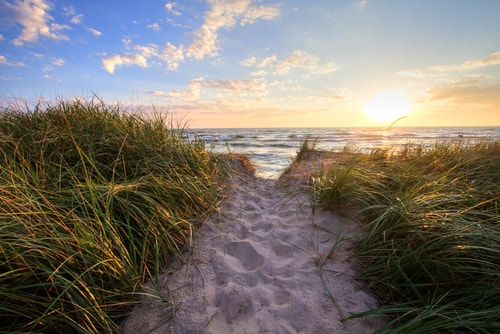 great-lakes-muskegon-cruise-dunes-shoreline-michigan-rfs_orig.jpg