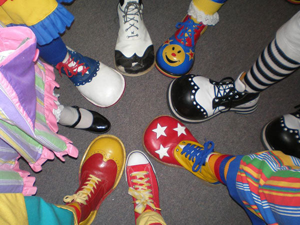 beginning-clown-guide-to-clown-shoes_10_3212206175.jpg