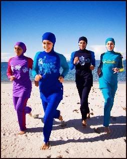 253_Ahiida_Burqini_running_L1.jpg