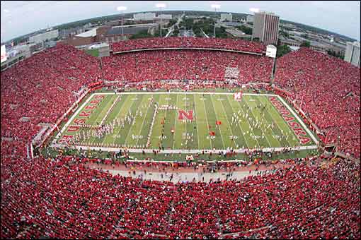 nebraskastadium.jpg