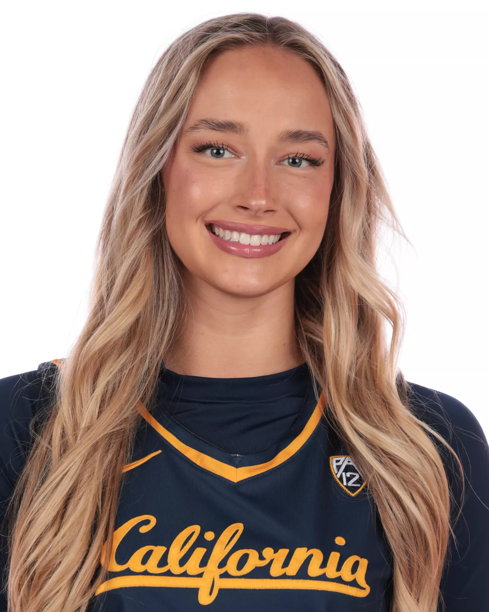 Mia_Mastrov__21__CAL_WBB_20230921_150103_kcoxNEW.png