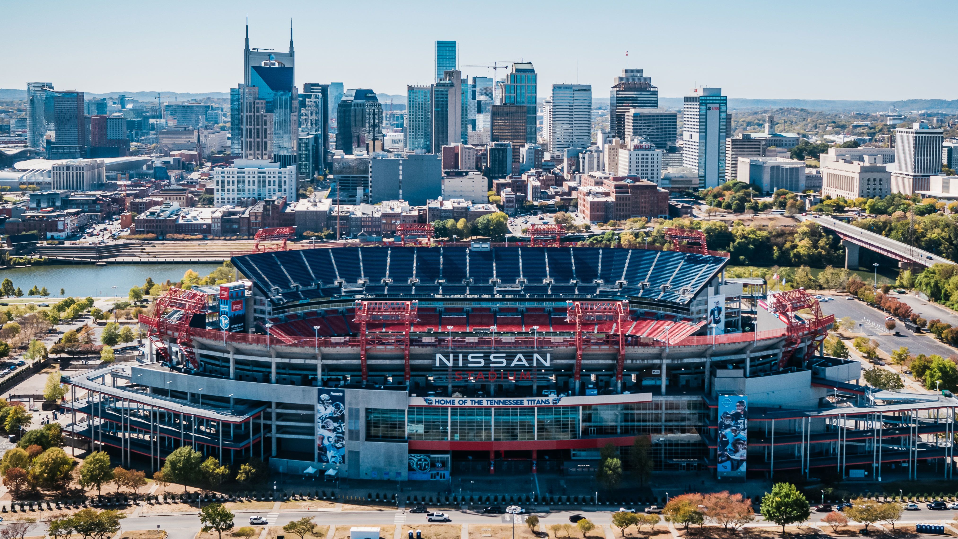 News coverage leading up to the Bowl game. IOWA flew to Nashville on ...