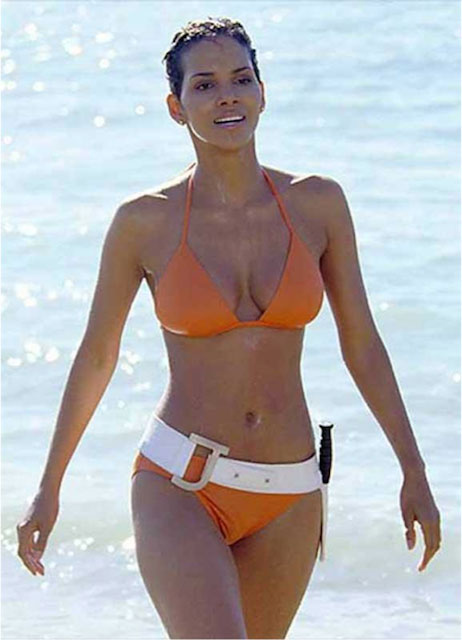 Halle-Berry-bikini.jpg