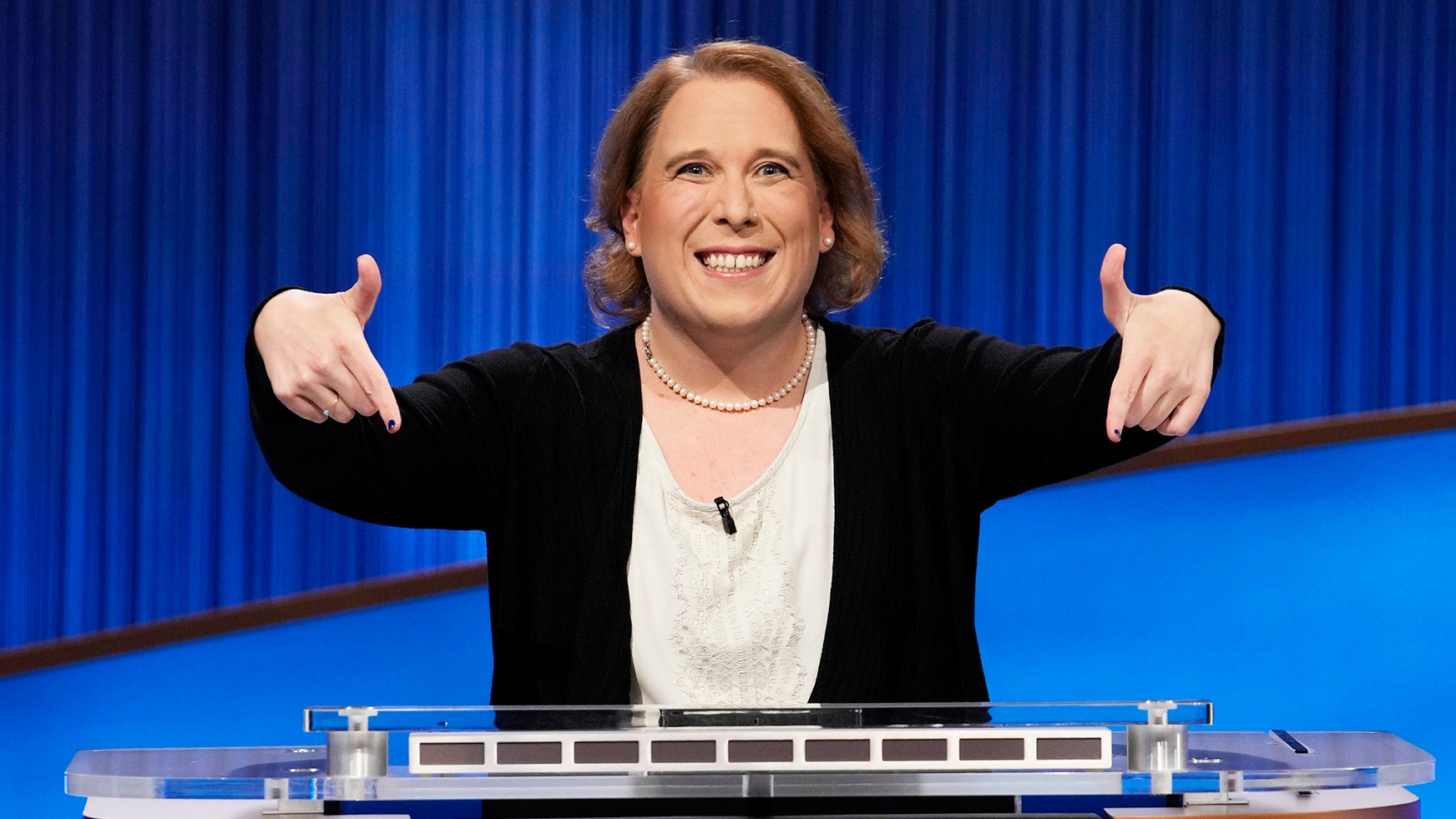 AMY%20SCHNEIDER%20FINAL%20JEOPARDY%20EPISODE.jpg