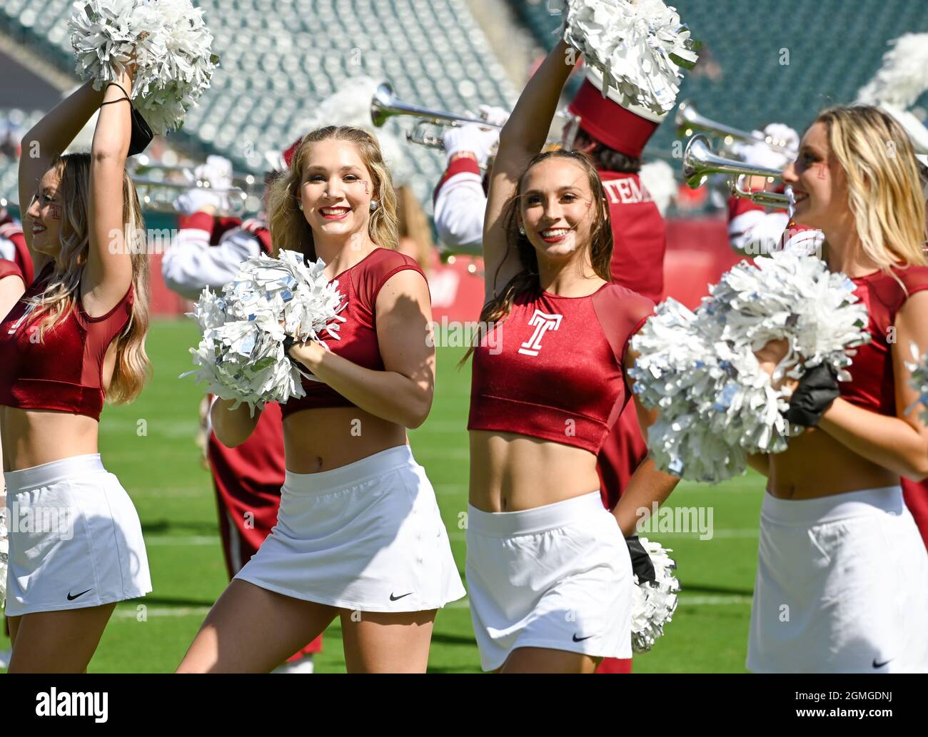 philadelphia-pennsylvania-usa-18th-sep-2021-september-18-2021-philadelphia-pa-temple-cheerleaders-in-action-before-the-game-between-temple-and-boston-college-at-lincoln-financial-field-credit-image-ricky-fitchettzuma-press-wire-2GMGDNJ.jpg