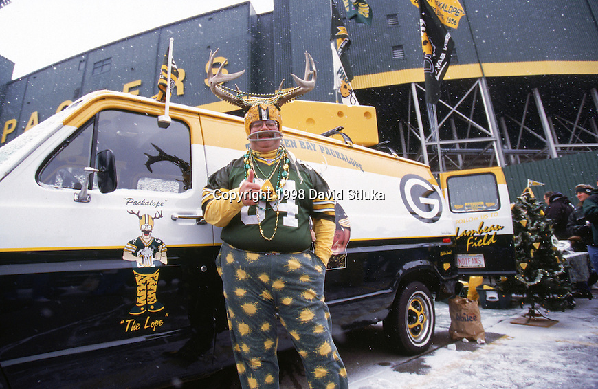 98-NFL-Packers-017.jpg