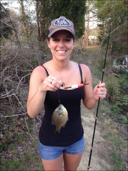 girls_good_fishing_33.jpg