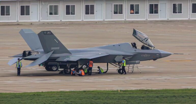 J-35-Fighter-China-PLANAF-770x410.jpg