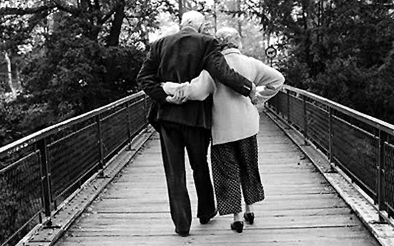 old-couple-holding-hands-new.jpg