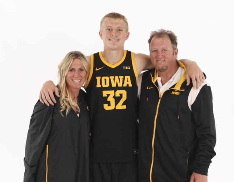 iowa.rivals.com