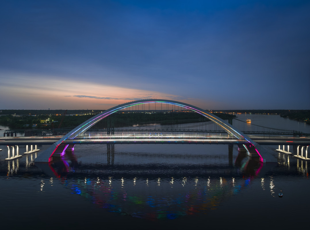 Bridge-night.jpg