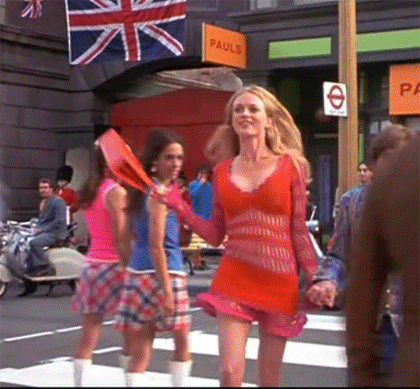Heather-Graham-sexy-austin-powers-1.gif