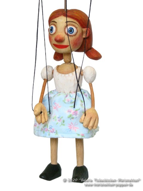 Gretel-wood-marionette-ru033.jpg