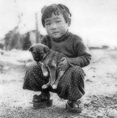 Hiroshima+boy+and+dog.jpg