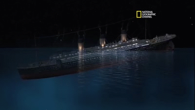 titanic_sinking___gif_by_rms_olympic-d8pv78m.gif