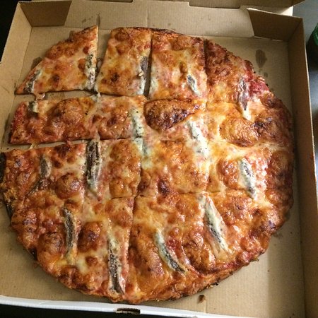 delicious-anchovy-pizza.jpg