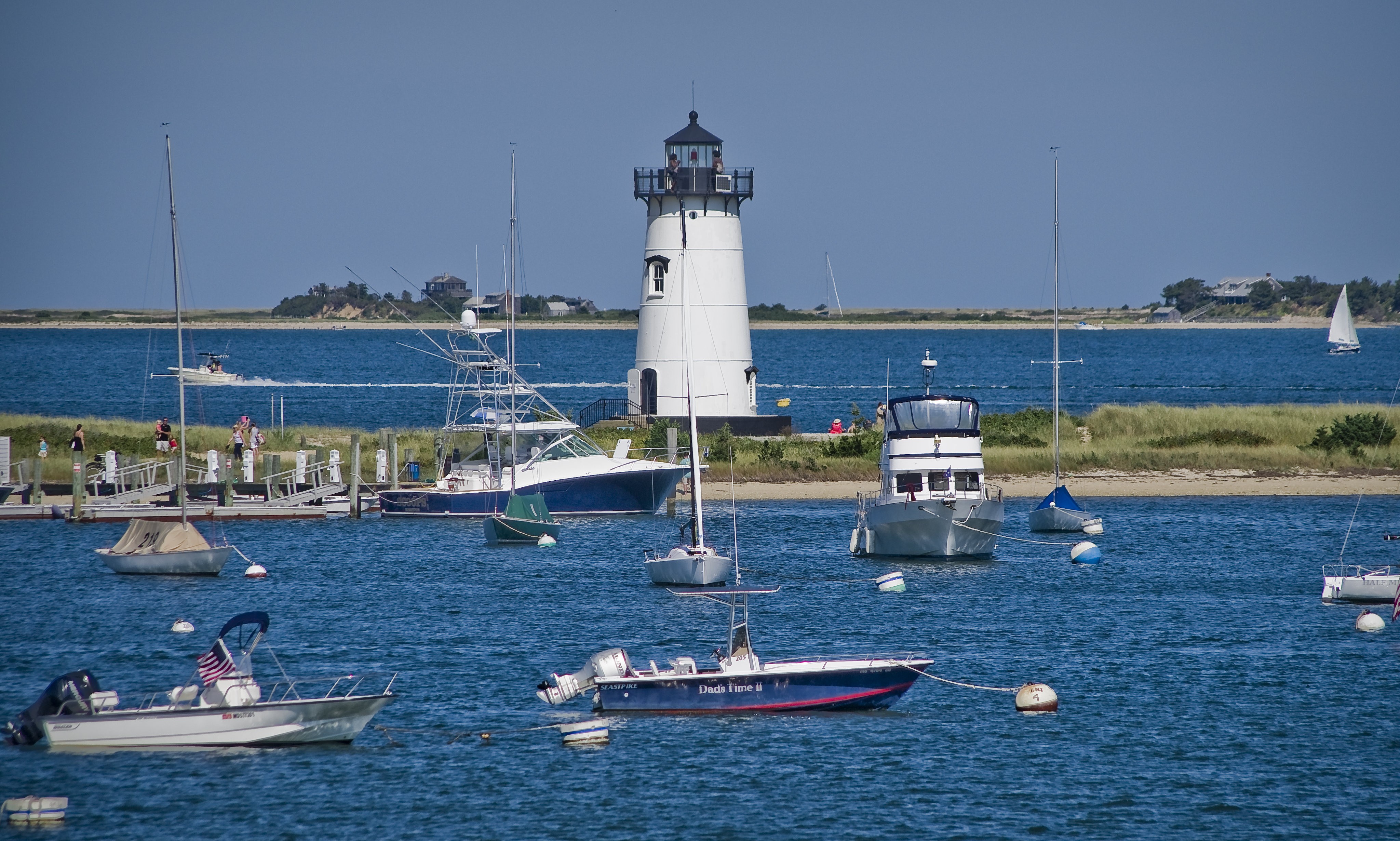 edgartown_lighthouse_martha_s_vineyard.jpg