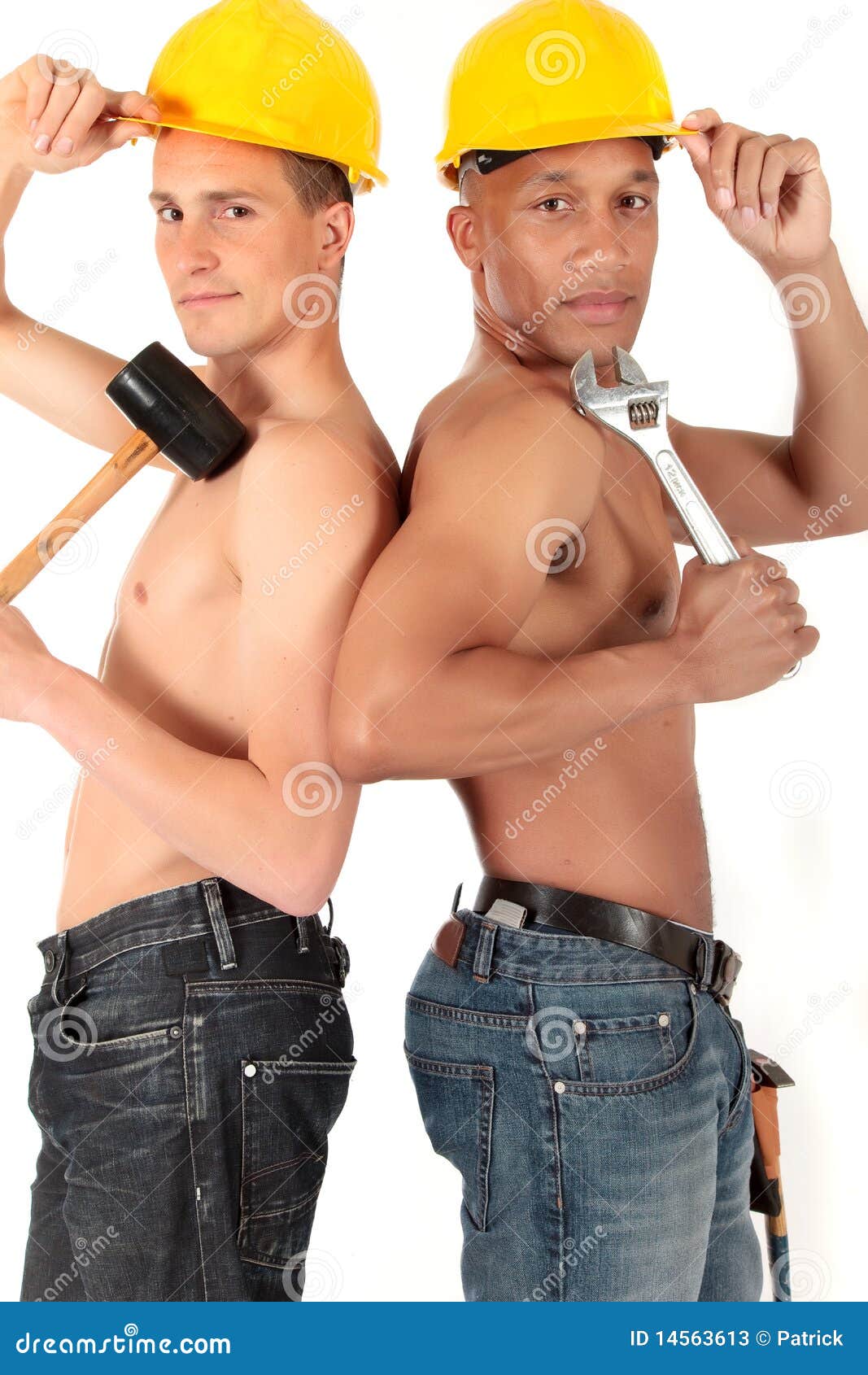 sexy-construction-workers-14563613.jpg