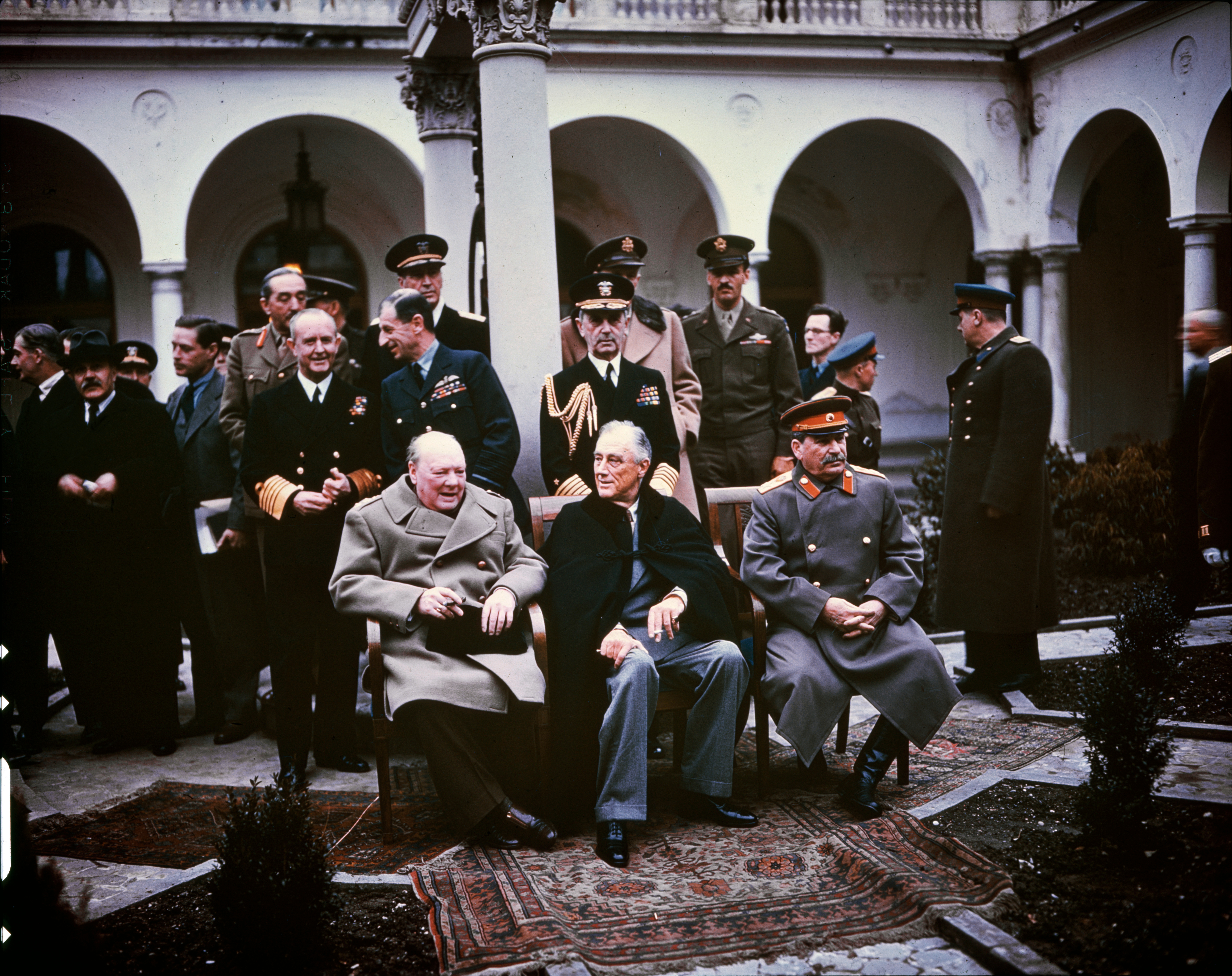 Yalta_Conference_1945_Churchill,_Stalin,_Roosevelt.jpg