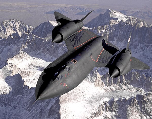 600px-Lockheed_SR-71_Blackbird.jpg