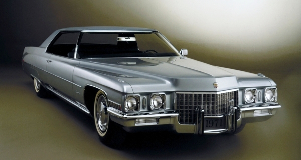 1971-Cadillac-Coupe-De-Ville-RF.jpg