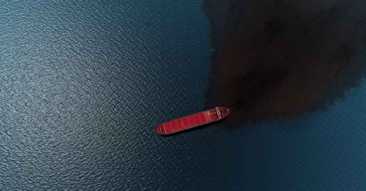 Exxon-Valdez-Oil-Spill-2.jpg